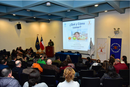 CCM “Punta Arenas” y Fundación de Señoras del Ejército realizan taller de nutrición y primeros auxilios