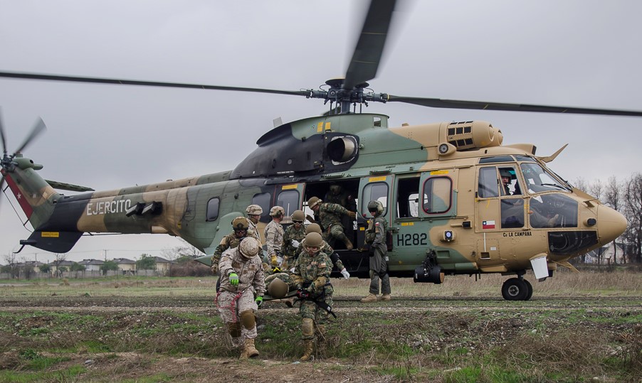Hospital Militar de Santiago realiza curso para Tripulaciones Aero-Sanitarias