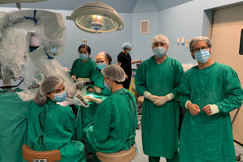 HMS retoma las cirugías de implantes cocleares a través de la Ley Ricarte Soto