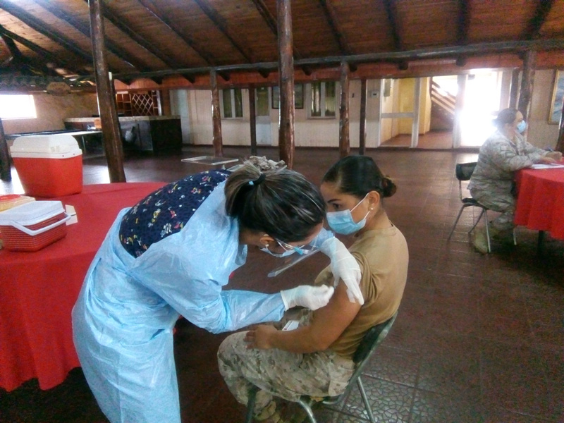 Proceso de vacunación contra el COVID-19 en la MZS “Rancagua”
