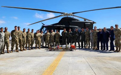 Personal del HMN se capacita en traslado de heridos desde Bases Aéreas