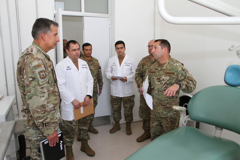Comandante de la División de Salud realizó visita inspectiva a la EMB “Buin”