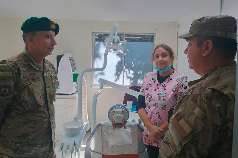 Comandante de la División de Salud revistó unidades de la MZS “Rancagua”