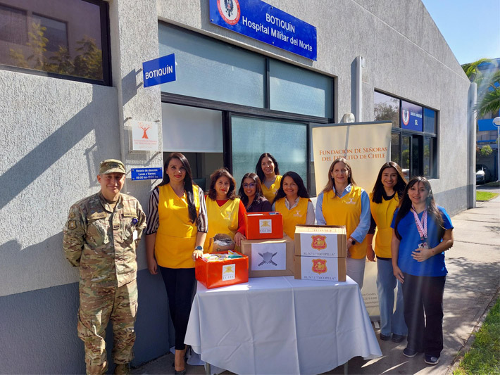 Donación de medicamentos al botiquín solidario del HMN