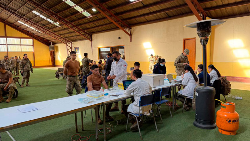 Macro Zona de Salud “Coyhaique” realiza vacunación contra influenza