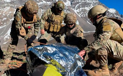Enfermeros Militares de Combate realizan curso de Medicina de Montaña