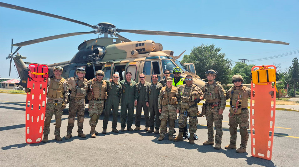 División de Salud realiza nueva versión del Curso de Tripulaciones Aerosanitarias con apoyo de la BAVE