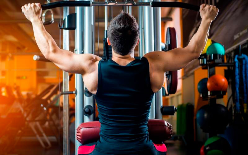 Abuso de suplementos y anabólicos en el gimnasio