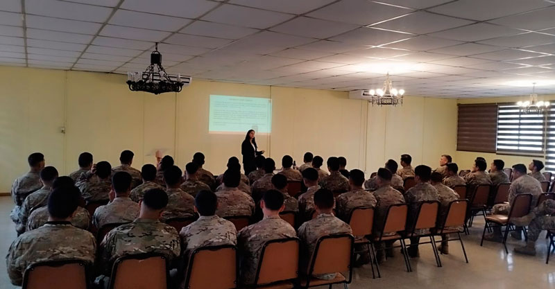 Programa educación y promoción de la salud capacita en temas de medicina preventiva a unidades del ejército