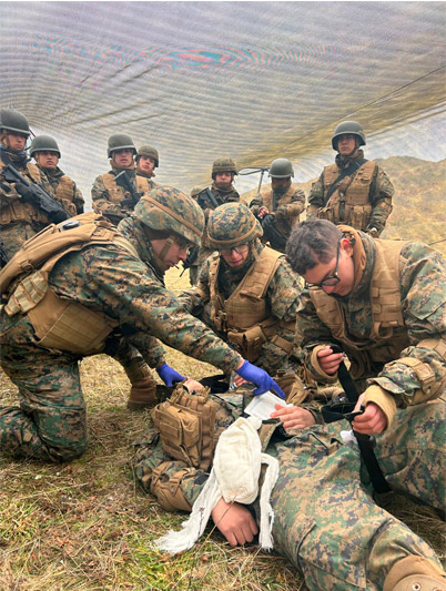 Enfermeros Militares de la MZS “Coyhaique” capacitan en primeros auxilios a soldados conscriptos de la IVDE