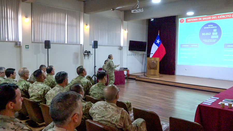 JEAFOSALE dictó charla sobre el Sistema de Salud al personal del Campo Militar “Peñalolén”