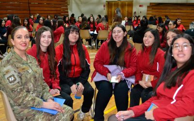 Subdirectora de la MZS “Punta Arenas” participa en la II Jornada Vocacional del Liceo María Auxiliadora